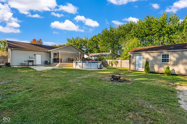 13908 W Daleville Road, Daleville, IN 47334