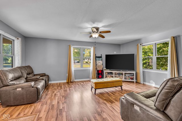 13908 W Daleville Road, Daleville, IN 47334