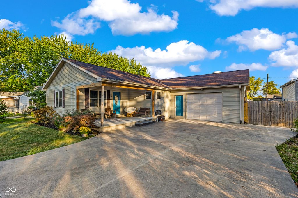 13908 W Daleville Road, Daleville, IN 47334