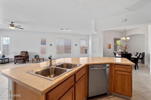 13879 N Big Wash Overlook Place Place, Oro Valley, AZ 85739