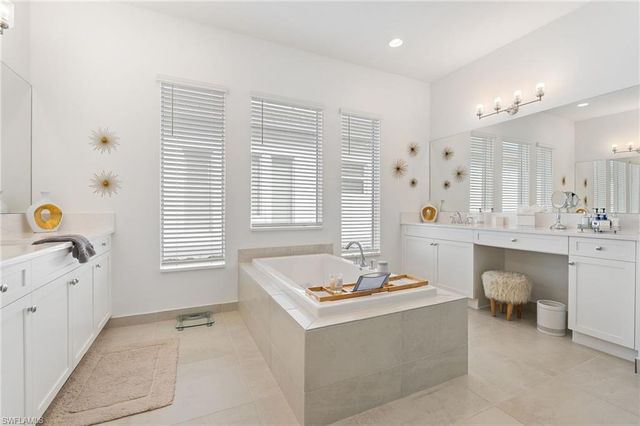 12177 Eucalyptus WAY, Naples, FL 34120