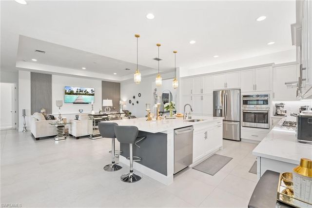 12177 Eucalyptus WAY, Naples, FL 34120