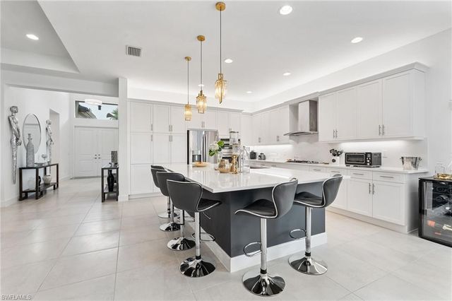12177 Eucalyptus WAY, Naples, FL 34120