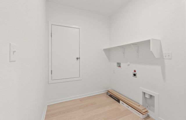 404 Sullivan WAY, Elgin, TX 78621