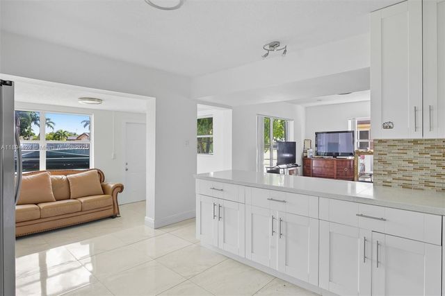 510 N 56th Ave, Hollywood, FL 33021