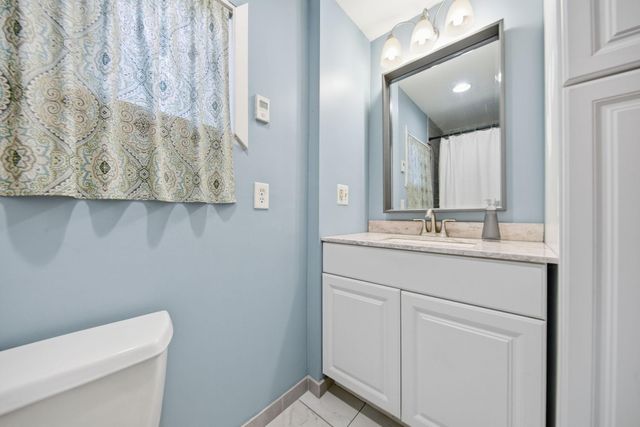5340 Emerson Avenue N, Brooklyn Center, MN 55430