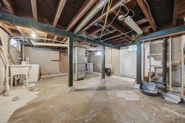 5340 Emerson Avenue N, Brooklyn Center, MN 55430