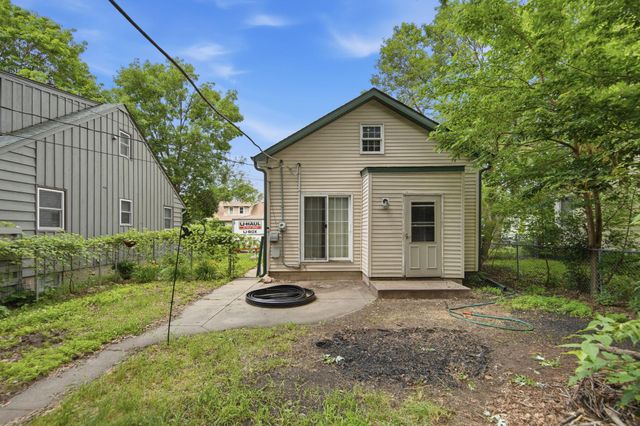 5340 Emerson Avenue N, Brooklyn Center, MN 55430
