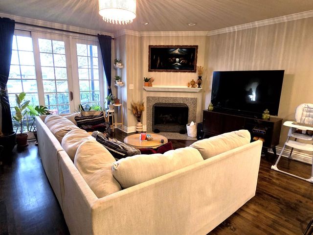 1422 N Noble Street 2S, Chicago, IL 60642