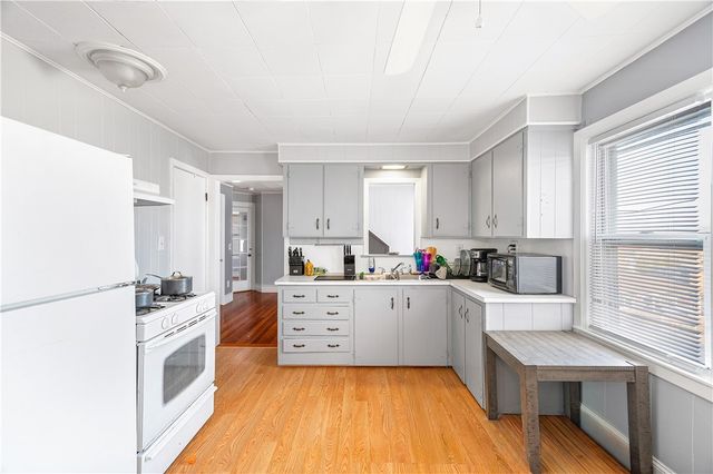 1548 Smith Street, North Providence, RI 02911