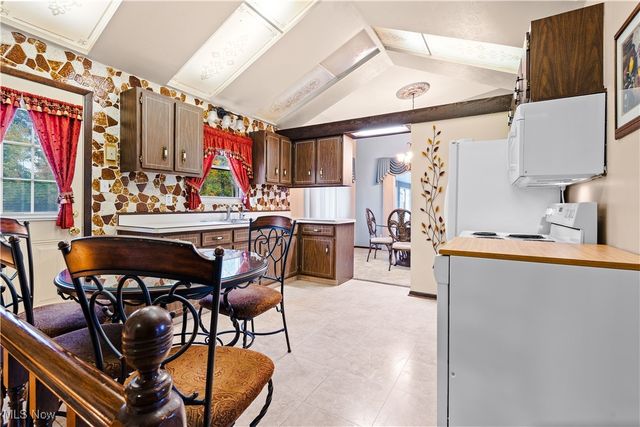 4227 Sleepy Hollow Road, Brunswick, OH 44212