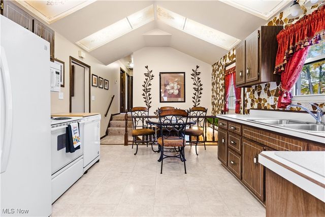 4227 Sleepy Hollow Road, Brunswick, OH 44212