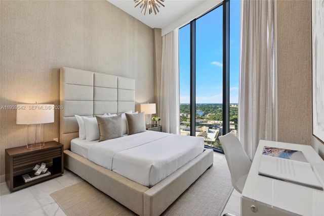 2821 S Bayshore Dr 19B, Miami, FL 33133