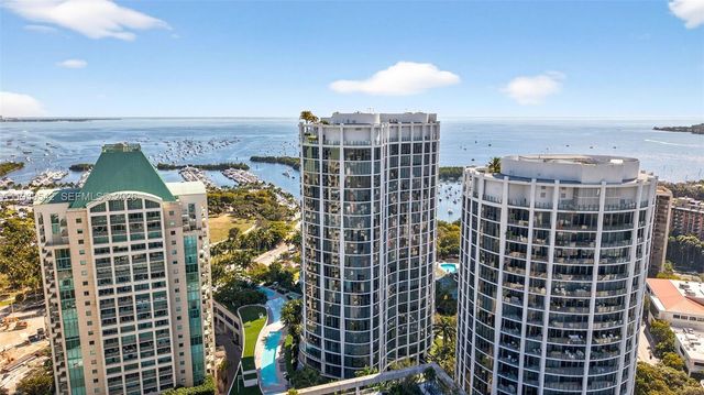 2821 S Bayshore Dr 19B, Miami, FL 33133