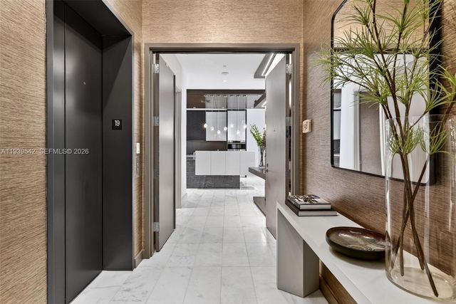 2821 S Bayshore Dr 19B, Miami, FL 33133