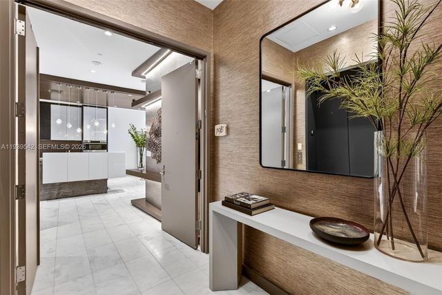 2821 S Bayshore Dr 19B, Miami, FL 33133