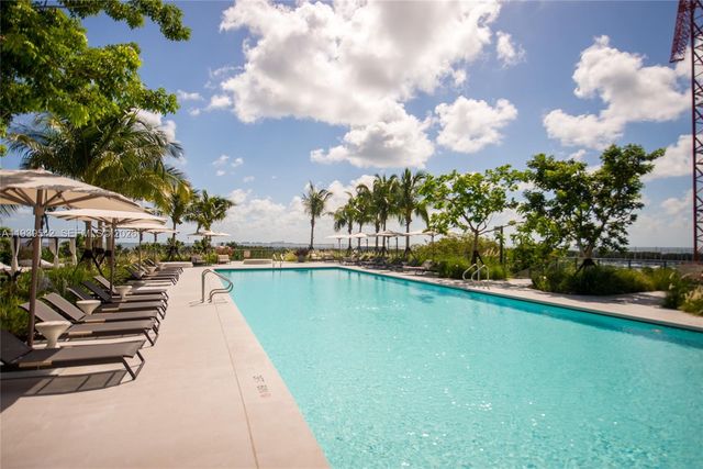 2821 S Bayshore Dr 19B, Miami, FL 33133