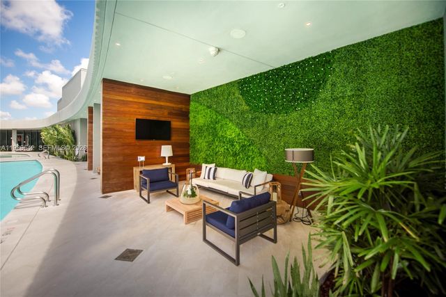 2821 S Bayshore Dr 19B, Miami, FL 33133