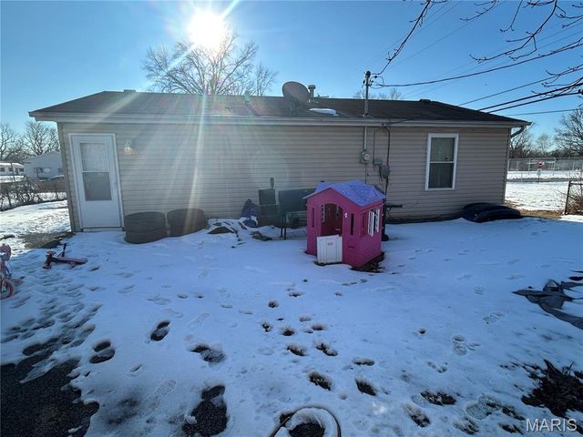 507 Saint Lucy Court, Cahokia, IL 62206