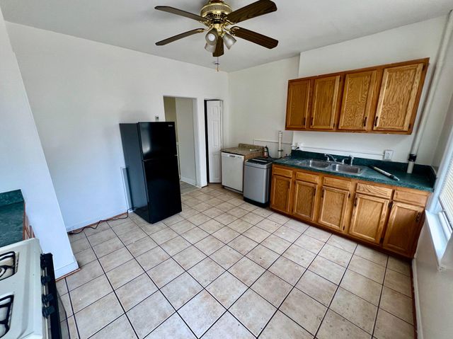 1003 S CHARLES, Baltimore, MD 21230