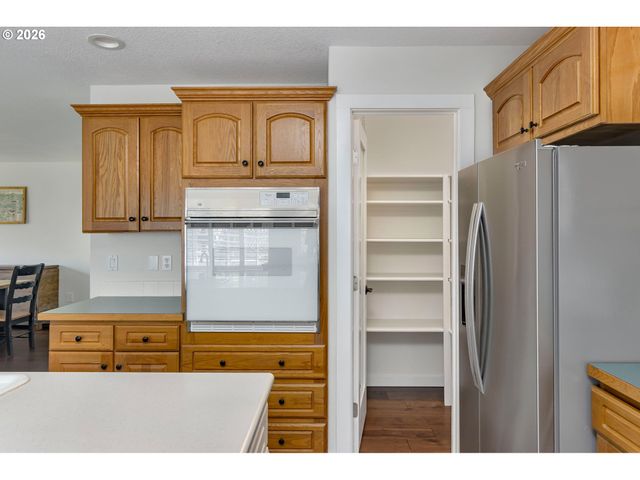 14926 Sw LOWELL Ln, Sherwood, OR 97140