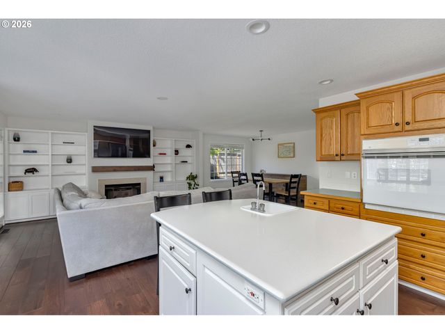 14926 Sw LOWELL Ln, Sherwood, OR 97140