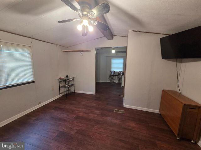 10 PARKWAY, Conowingo, MD 21918