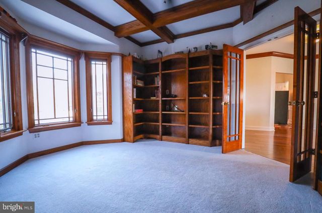 102 WATERVIEW DR, Eagleville, PA 19403