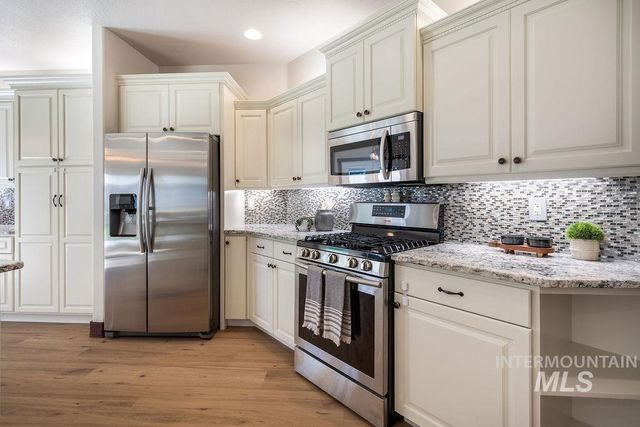 296 N Clearpoint Way, Eagle, ID 83616