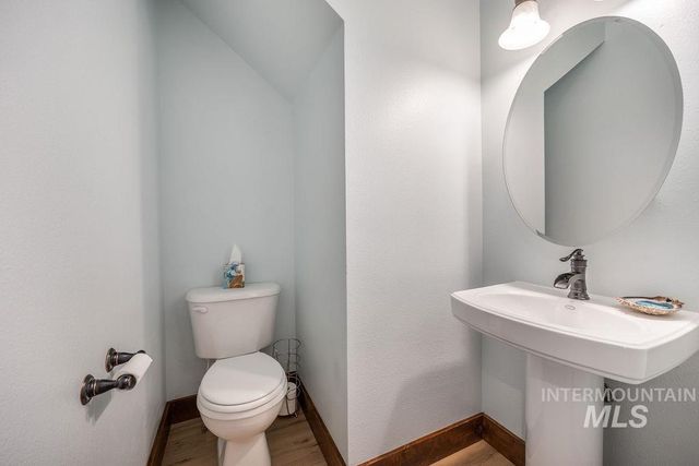 296 N Clearpoint Way, Eagle, ID 83616