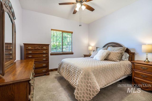 296 N Clearpoint Way, Eagle, ID 83616