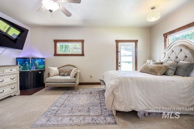 296 N Clearpoint Way, Eagle, ID 83616