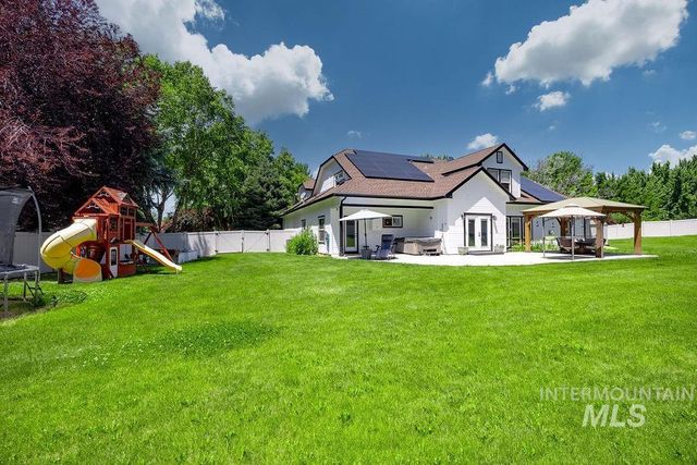 296 N Clearpoint Way, Eagle, ID 83616
