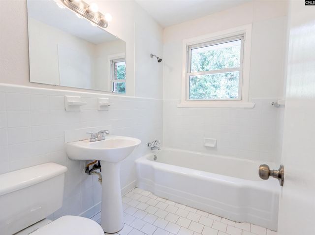 2112 Axson Street, Cayce, SC 29033