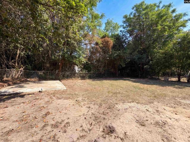2112 Axson Street, Cayce, SC 29033