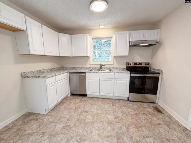 2112 Axson Street, Cayce, SC 29033