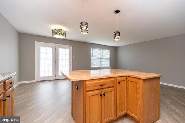 910 VINE ST, Perkasie, PA 18944