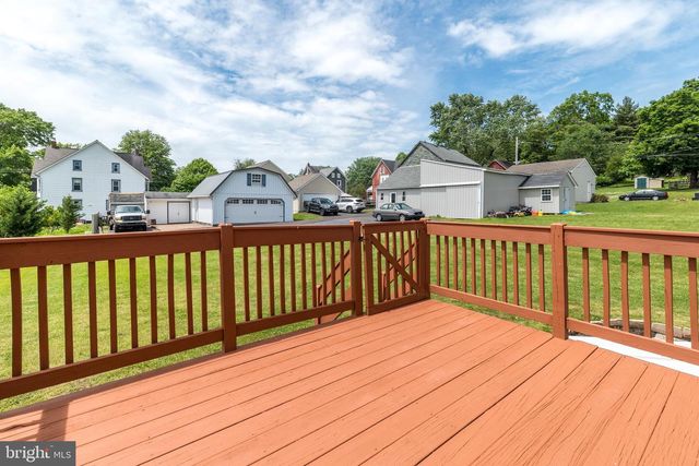 910 VINE ST, Perkasie, PA 18944