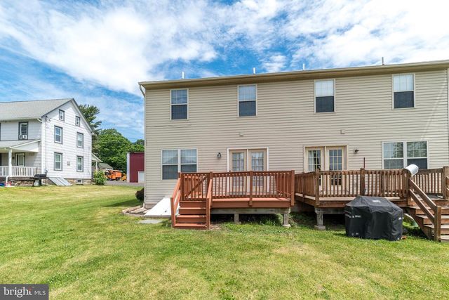 910 VINE ST, Perkasie, PA 18944