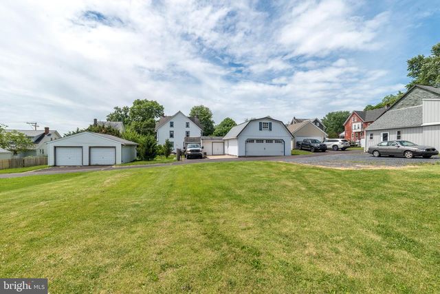 910 VINE ST, Perkasie, PA 18944