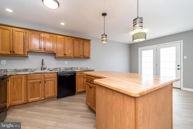 910 VINE ST, Perkasie, PA 18944