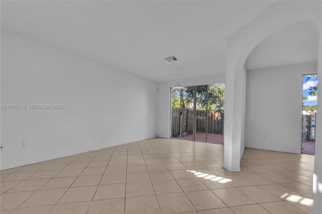 27463 SW 137th Ct 27364, Homestead, FL 33032