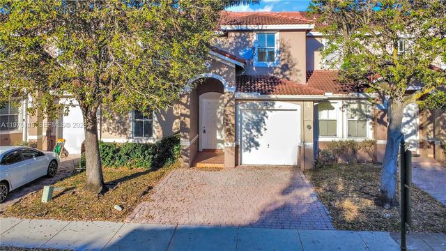 27463 SW 137th Ct 27364, Homestead, FL 33032