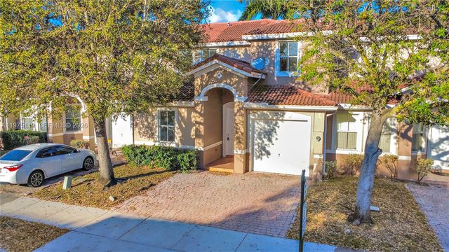 27463 SW 137th Ct 27364, Homestead, FL 33032