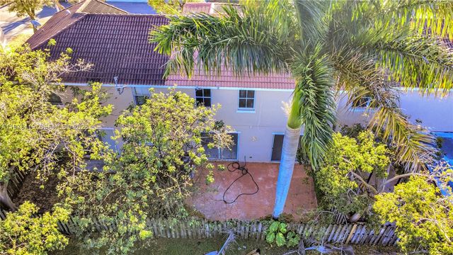 27463 SW 137th Ct 27364, Homestead, FL 33032