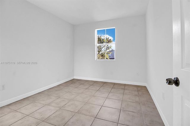 27463 SW 137th Ct 27364, Homestead, FL 33032