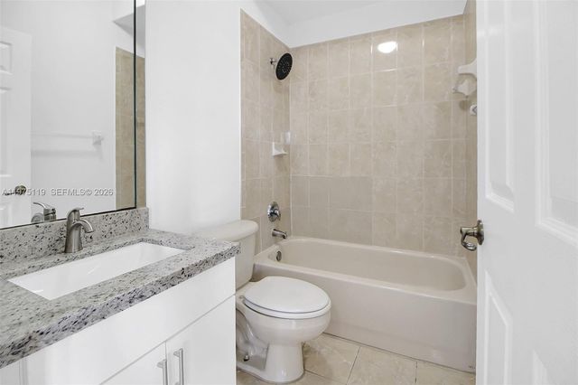 27463 SW 137th Ct 27364, Homestead, FL 33032