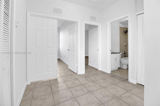 27463 SW 137th Ct 27364, Homestead, FL 33032