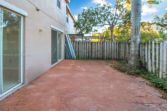 27463 SW 137th Ct 27364, Homestead, FL 33032