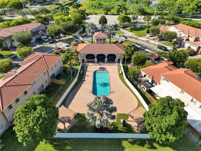 27463 SW 137th Ct 27364, Homestead, FL 33032